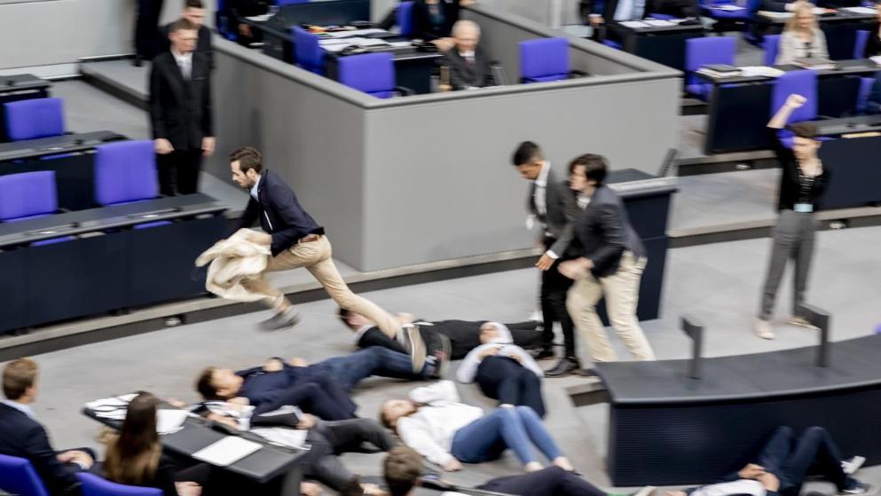 tumulte_bundestag.jpg