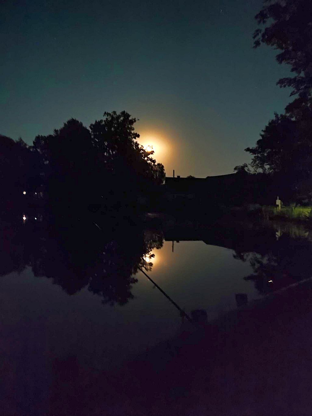 mond.jpg