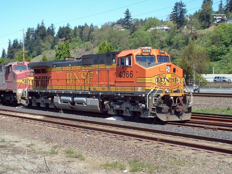 bnsf_4366.jpg