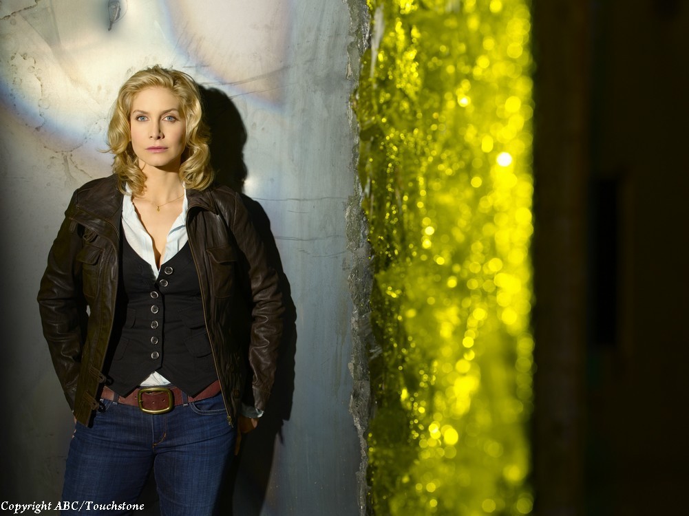 elizabeth-mitchell-v-promo-pics-v-on-abc-....jpg