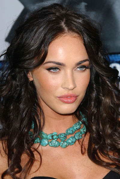 megan-fox-turoquise-necklace.jpg