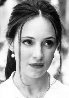 Madeleine_Stowe.jpg