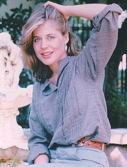 LindaHamilton.jpg