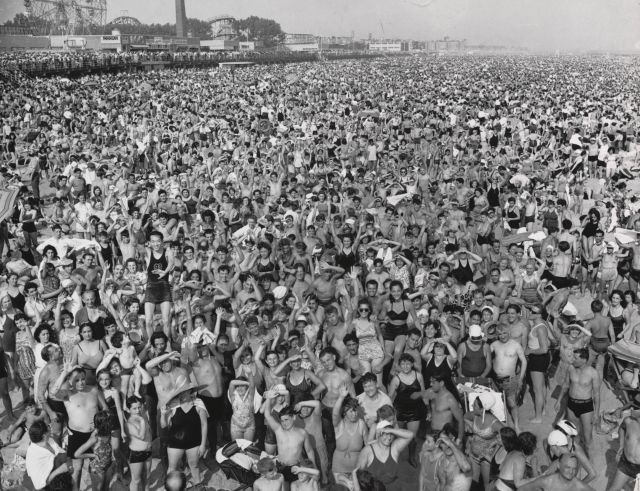 coney_island_am_22_juli_1940__fotografiert_v....jpg