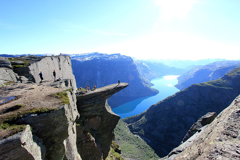 trolltunga.jpg