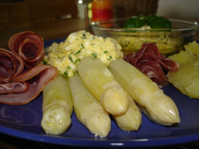 spargel_bozner_sauce.jpg